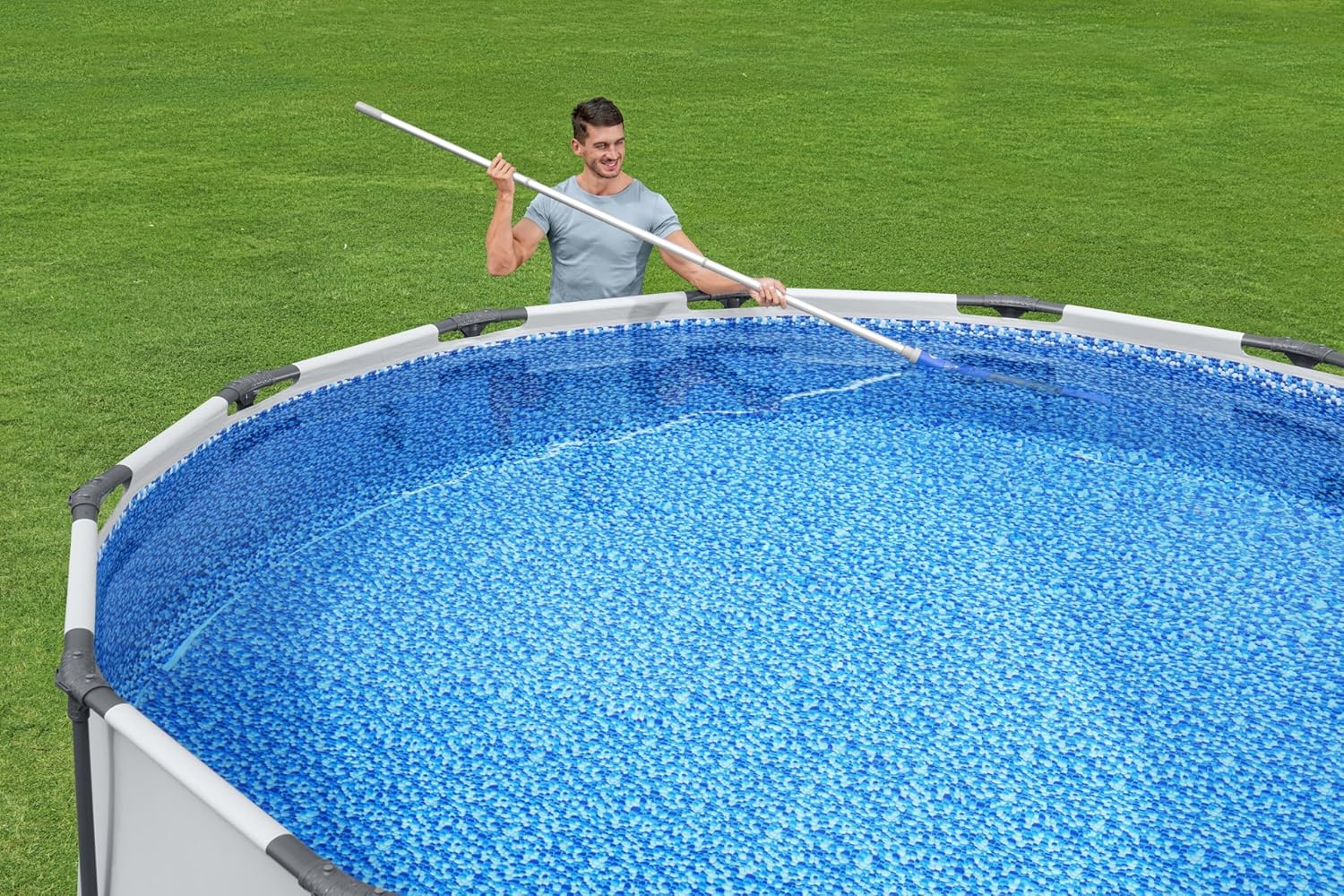 Bestway 58649 Aspiratore Ricaricabile AquaSurge™ - Lunghezza 264 cm